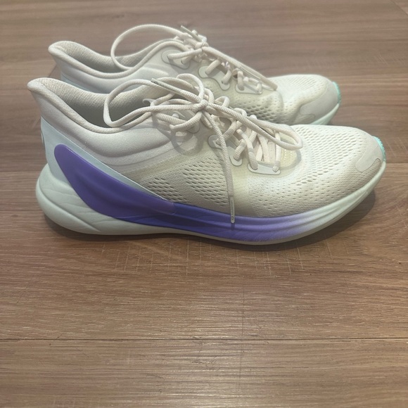 LULULEMON Blissfeel Women's Running Shoe SIZE 8 - Picture 5 of 8